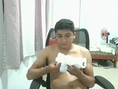 romdem online show from March 5, 2026, 3:57 am