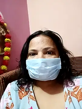 meera hotty online show from November 12, 2025, 5:52 am