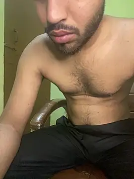 hotyyyyjonny online show from April 17, 2026, 4:48 am