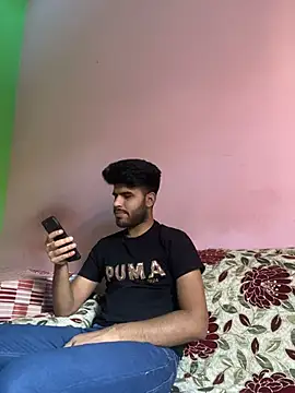 hotyyyyjonny online show from May 16, 2026, 4:31 am