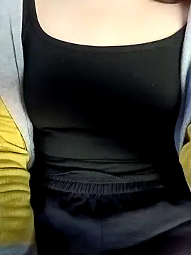 Snapshot of LynkLyy2k chatting on November 30, 2025, 1:53 am LynkLyy2k online show from November 30, 2025, 1:53 am