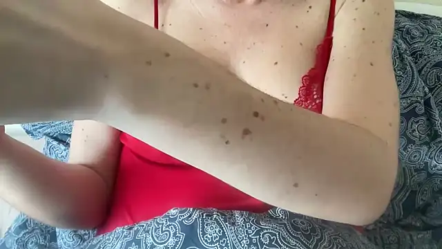 angelicaasss online show from April 4, 2026, 8:23 am