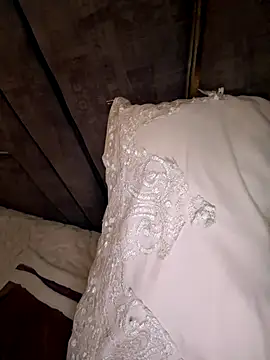 dalou3a22 online show from November 22, 2025, 1:32 pm