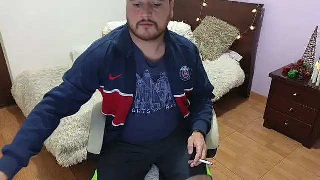 Snapshot of LiamConan chatting on November 20, 2025, 1:39 am LiamConan online show from November 20, 2025, 1:39 am