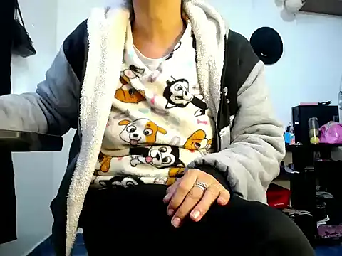 Tiff Dirty69 online show from January 7, 2026, 1:24 pm