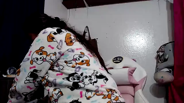 Tiff Dirty69 online show from April 18, 2026, 2:15 am