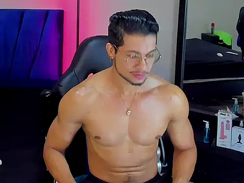 Nolan joness online show from March 17, 2026, 7:39 pm