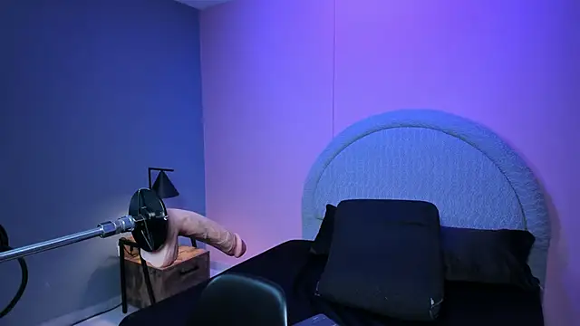 Sara rhoades online show from March 25, 2026, 7:42 pm