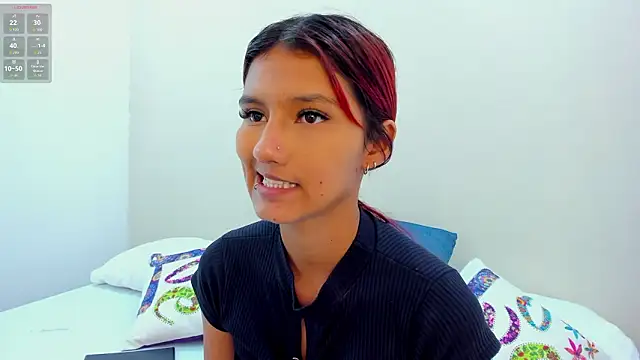 Snapshot of Maray_Lous chatting on March 8, 2026, 9:07 pm Maray Lous online show from March 8, 2026, 9:07 pm