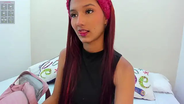 Snapshot of Maray_Lous chatting on March 12, 2026, 8:37 pm Maray Lous online show from March 12, 2026, 8:37 pm