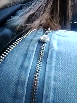 la beba20 online show from December 3, 2025, 9:57 pm