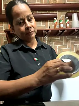 Aleja-198522 online show from November 20, 2025, 12:11 am