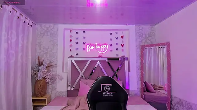 ISABELA TAY online show from March 12, 2026, 11:38 am