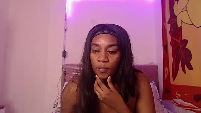 Snapshot of AishaOwens chatting on February 14, 2026, 9:33 pm AishaOwens online show from February 14, 2026, 9:33 pm