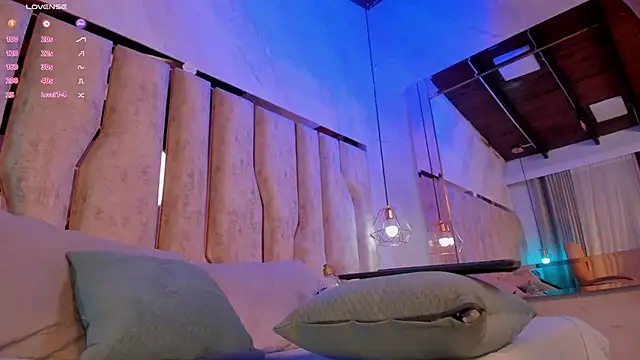 Snapshot of Caroline_palmerr chatting on February 12, 2026, 3:12 am Caroline palmerr online show from February 12, 2026, 3:12 am