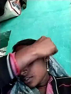 Snapshot of Big_Lovexx chatting on February 18, 2026, 8:43 am Big Lovexx online show from February 18, 2026, 8:43 am