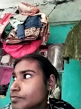 Snapshot of Big_Lovexx chatting on February 22, 2026, 4:46 am Big Lovexx online show from February 22, 2026, 4:46 am