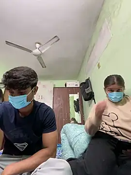 Cute hotzara online show from December 15, 2025, 5:12 am