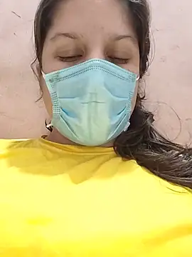 Cute hotzara online show from July 21, 2026, 8:27 am