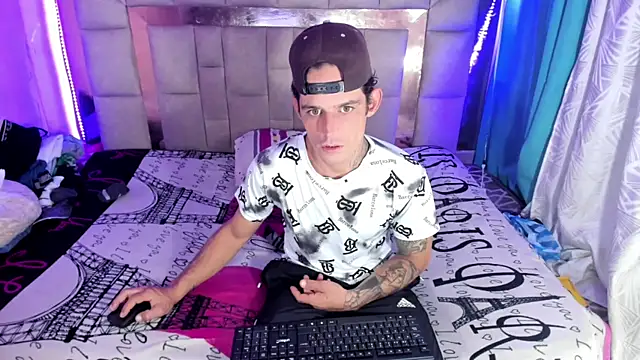 Sexybigjefffx online show from November 21, 2025, 10:08 pm