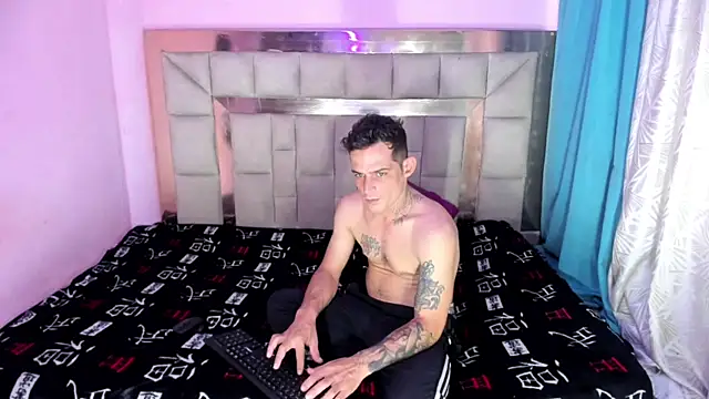 Sexybigjefffx online show from December 4, 2025, 9:01 pm