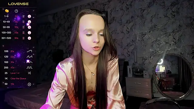 Snapshot of SandraPowers chatting on November 30, 2025, 12:53 pm SandraPowers online show from November 30, 2025, 12:53 pm