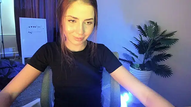 Snapshot of Aurora_Glow21 chatting on February 3, 2026, 6:40 am Aurora Glow21 online show from February 3, 2026, 6:40 am