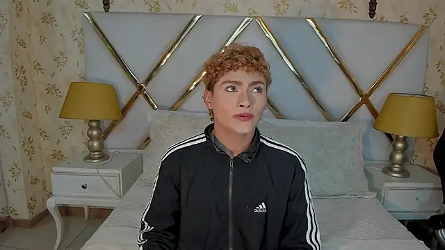 JacobRusso online show from February 6, 2026, 7:39 pm