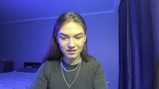 luna lust 212 online show from November 28, 2025, 3:20 am