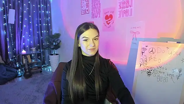 luna lust 212 online show from March 28, 2026, 4:28 pm