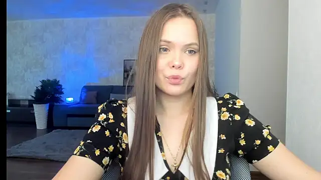 Kira love 81 online show from May 14, 2026, 12:12 pm