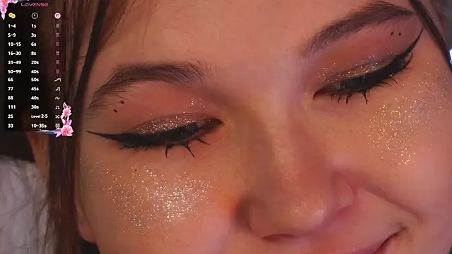 cheeky cherry  online show from November 25, 2025, 3:12 pm