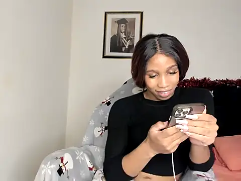 Weendolyn  online show from December 23, 2025, 4:10 am