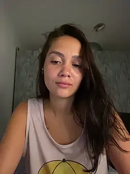 carolsapequinha online show from March 23, 2026, 12:36 am