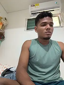 Snapshot of SeductivoX chatting on November 12, 2025, 7:57 pm SeductivoX online show from November 12, 2025, 7:57 pm