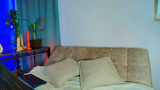 lizzy kane online show from January 15, 2026, 8:12 pm