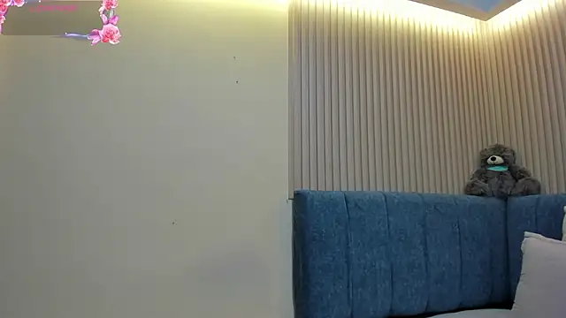 Snapshot of Dulce_emi chatting on February 1, 2026, 12:04 pm Dulce emi online show from February 1, 2026, 12:04 pm