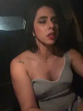 Monahliza online show from December 3, 2025, 10:30 pm