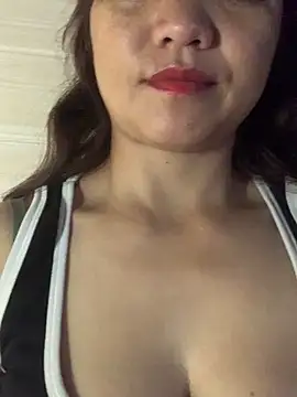 Snapshot of Diana-sexyy chatting on February 9, 2026, 4:49 am Diana-sexyy online show from February 9, 2026, 4:49 am