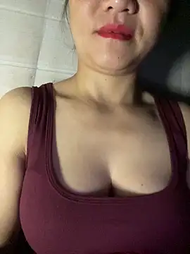Diana-sexyy online show from March 17, 2026, 9:18 pm