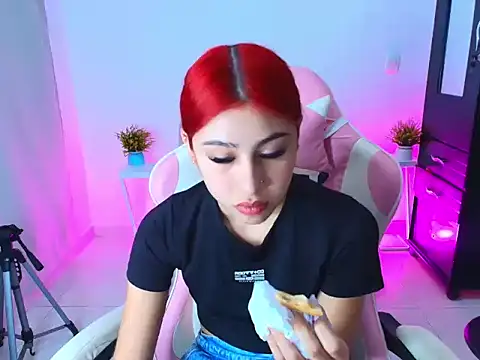 selena moore69 online show from January 15, 2026, 3:27 pm