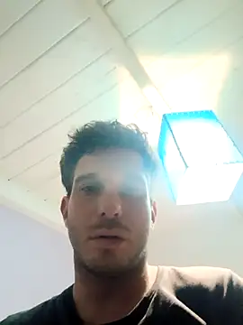 Snapshot of _____-AAAZZZ999000____A chatting on November 18, 2025, 7:35 am -AAAZZZ999000 A online show from November 18, 2025, 7:35 am