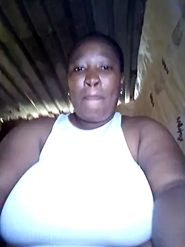 Snapshot of MissMoyo chatting on November 14, 2025, 11:09 am MissMoyo online show from November 14, 2025, 11:09 am