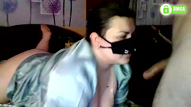 honey sweet couple online show from January 13, 2026, 3:50 pm