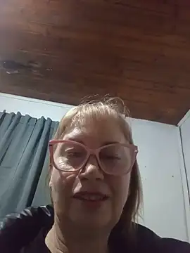 SexyMilf1211 online show from July 6, 2026, 11:29 am