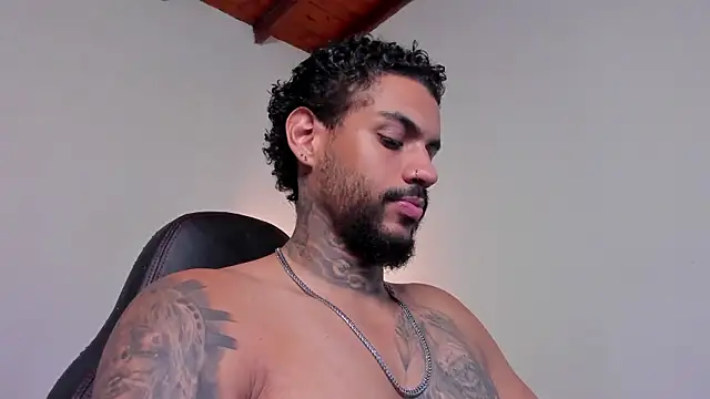 LuigiVitale 1 online show from February 21, 2026, 1:17 am