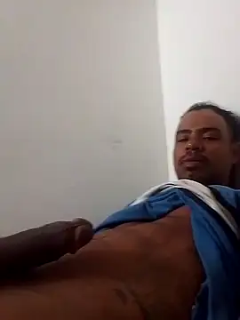 morenoosafado18cm online show from November 20, 2025, 2:39 pm