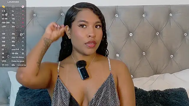 Snapshot of izzybelmont12 chatting on November 29, 2025, 8:01 pm izzybelmont12 online show from November 29, 2025, 8:01 pm