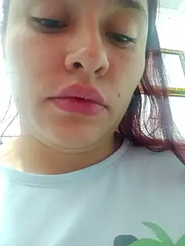 Snapshot of swetttmomy chatting on November 20, 2025, 1:39 am swetttmomy online show from November 20, 2025, 1:39 am