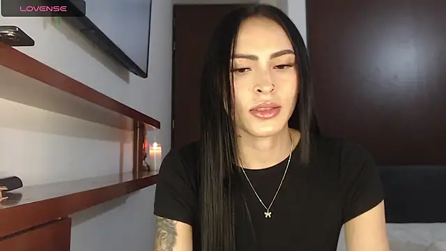 Linda  fiore online show from March 4, 2026, 3:23 am